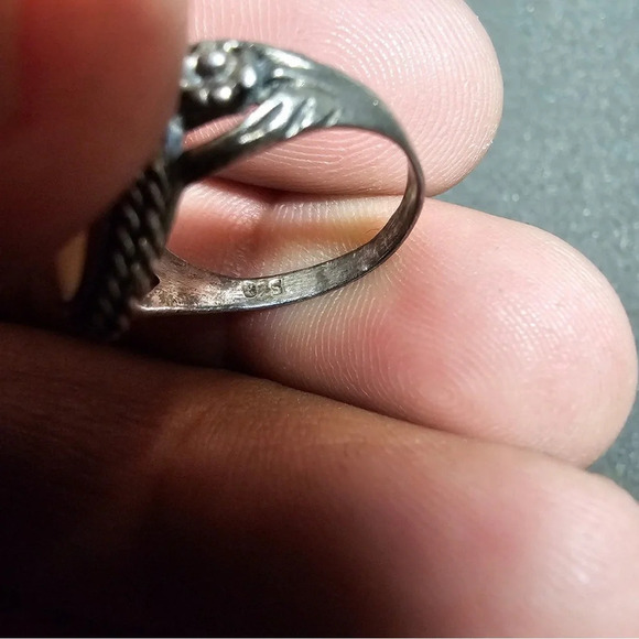 Sterling Silver 925 Mother Of Pearl Oval Shaped Ladies Ring Floral Shank Size 6 - Picture 8 of 9